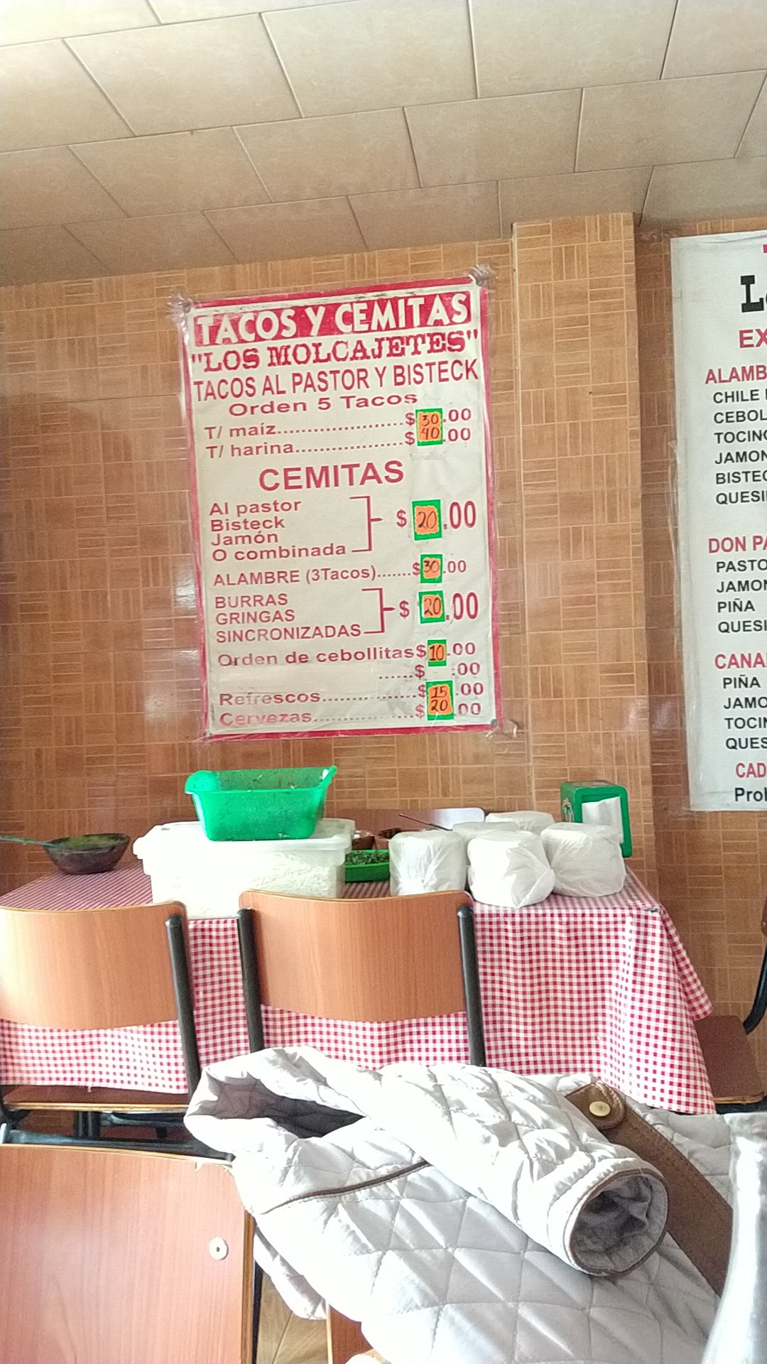Tacos Y Cemitas Los Molcajetes