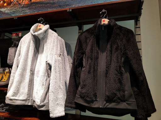 Clothing Store «The North Face», reviews and photos, 166 South Avenue, Bloomington, MN 55425, USA