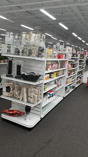 Clothing Store «Burlington Coat Factory», reviews and photos, 321 Speen St, Natick, MA 01760, USA