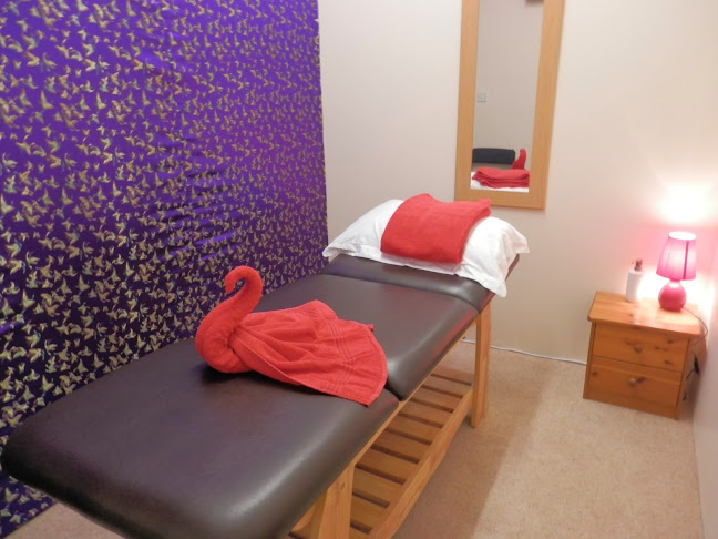 Reviews of Orchid Treatment Centre in Southampton - Massage therapist