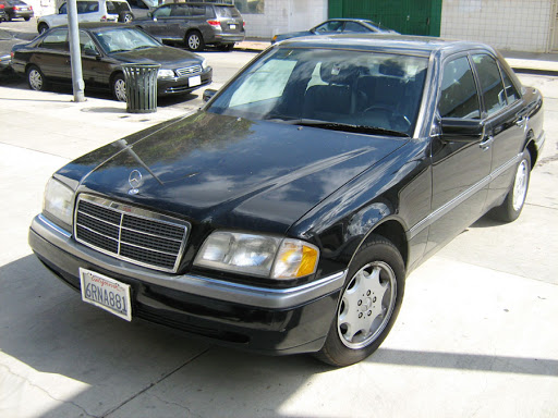 Auto Body Shop «Golden Brothers Auto Body Repair & Paint», reviews and photos, 7135 Alabama Ave, Canoga Park, CA 91303, USA