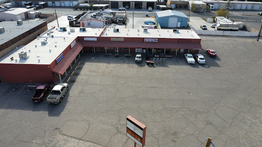 Robins Rooms To Go 2011 Commercial Way, Bullhead City, AZ 86442