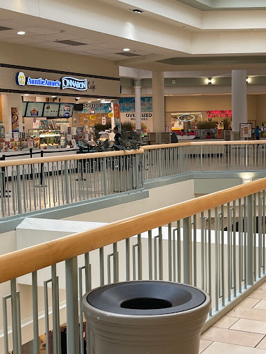 Shopping Mall «Hamilton Mall», reviews and photos, 4403 E Black Horse Pike, Mays Landing, NJ 08330, USA