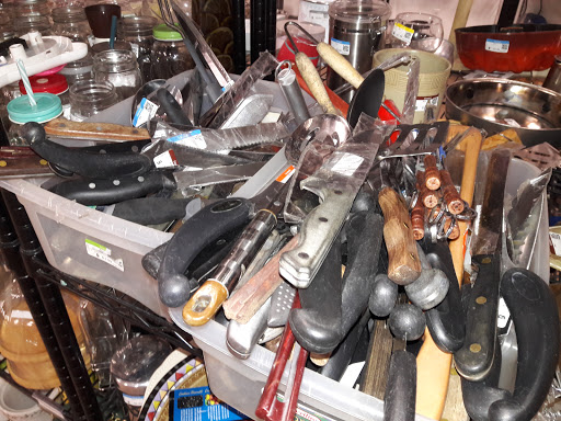 Thrift Store «51st & Olive Goodwill Retail Store & Donation Center», reviews and photos