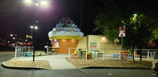 Ice Cream Shop «Twistee Treat Valrico», reviews and photos, 1886 FL-60, Brandon, FL 33511, USA