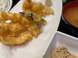 ภัตตาคารอาหารญี่ปุ่นฟูจิ เซ็นทรัล รัตนาธิเบศร์