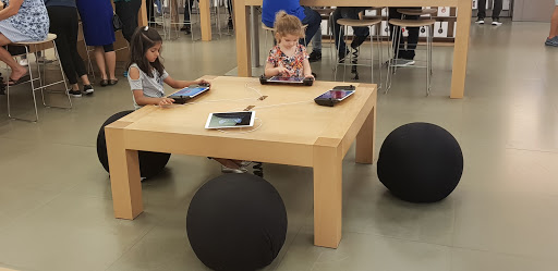 Computer Store «Apple Millenia», reviews and photos, 4200 Conroy Rd, Orlando, FL 32839, USA