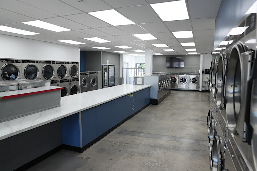 Laundromat «R C Coin Laundry», reviews and photos, 520 W Wilson St, Costa Mesa, CA 92627, USA