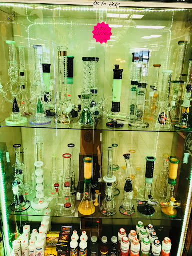 Tobacco Shop «Vape N Tobacco», reviews and photos, 58 East St, Plainville, CT 06062, USA