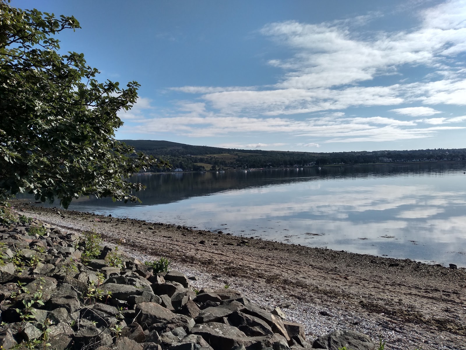 Foto van Rosneath Castle Park Beach - goede huisdiervriendelijke plek voor vakantie