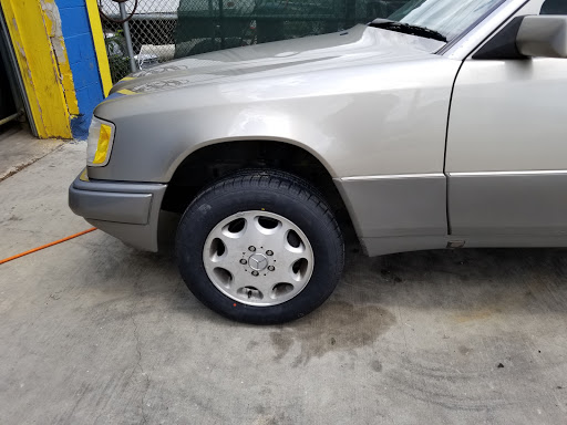 Auto Repair Shop «Chicago Discount Tires», reviews and photos, 3101 Mannheim Rd, Franklin Park, IL 60131, USA