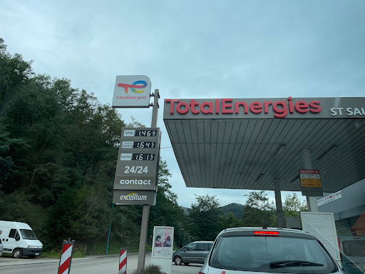 Photo 2 - Le Moulinon Auto