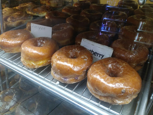 Donut Shop «Best Donuts», reviews and photos, 2123 Loveridge Rd, Pittsburg, CA 94565, USA