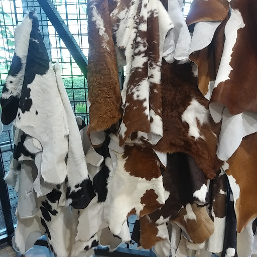 Craft Store «Tandy Leather Portland-21», reviews and photos, 13221 NE Whitaker Way, Portland, OR 97230, USA