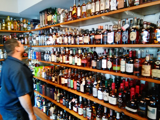 Wine Store «Mills Fine Wine & Spirits», reviews and photos, 87 Main St, Annapolis, MD 21401, USA