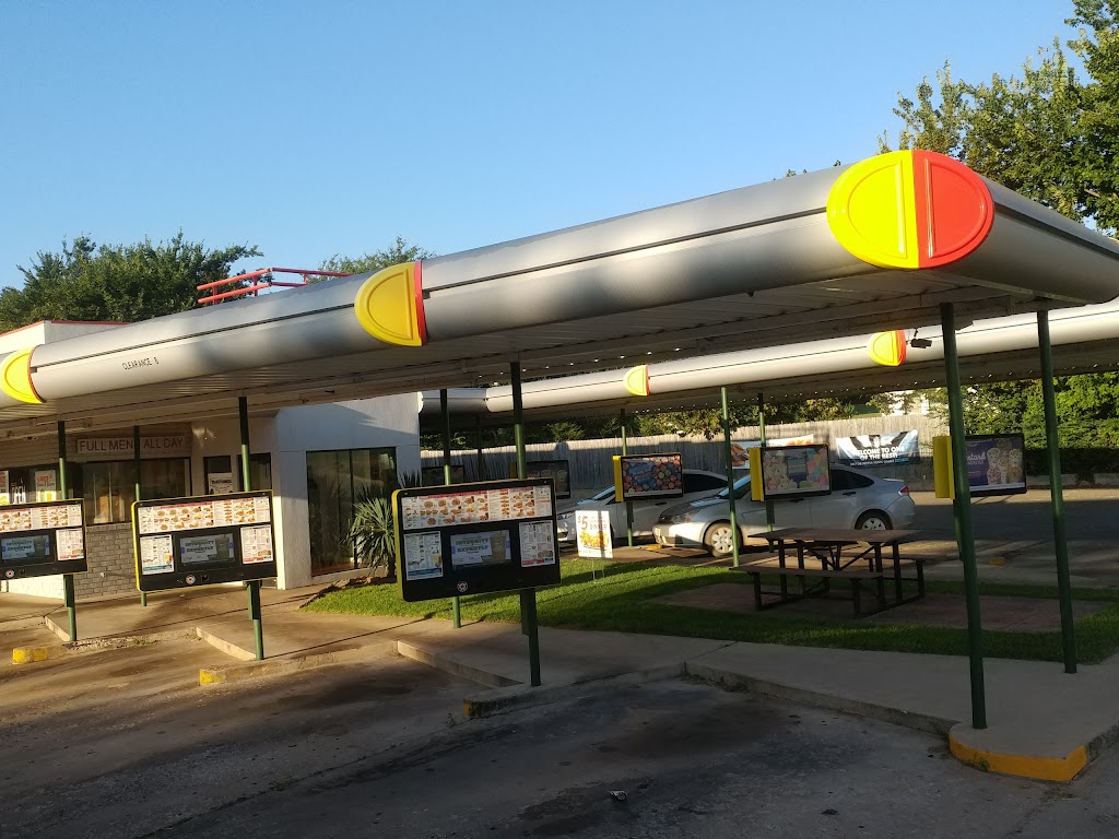Sonic Drive-In 74849