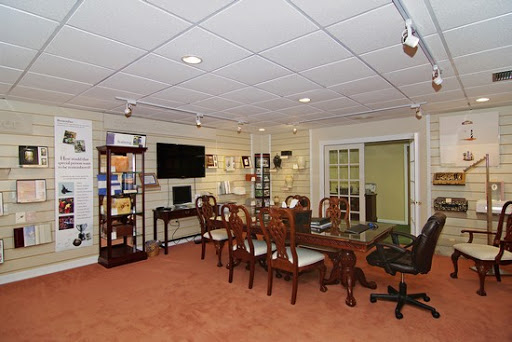 Funeral Home «Roberts Funeral Homes», reviews and photos, 2739 SE Maricamp Rd, Ocala, FL 34471, USA