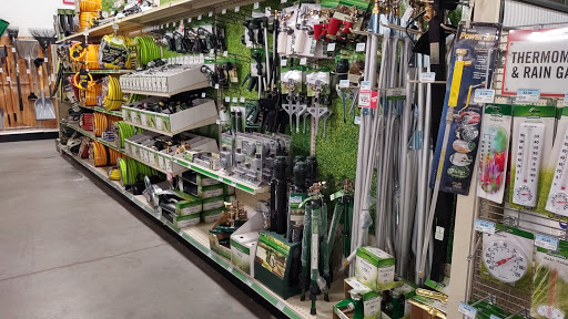 Home Improvement Store «Tractor Supply Co.», reviews and photos, 6365 Brockport Spencerport Rd, Brockport, NY 14420, USA