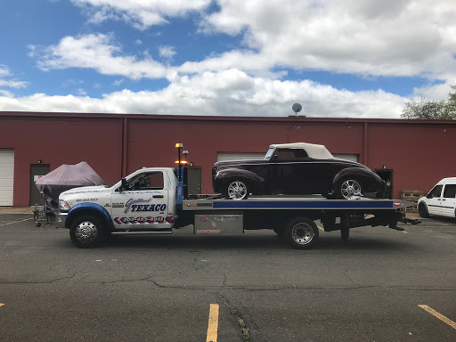 Car Dealer «Guilford Texaco Inc Auto/Truck», reviews and photos, 2293 Boston Post Rd, Guilford, CT 06437, USA