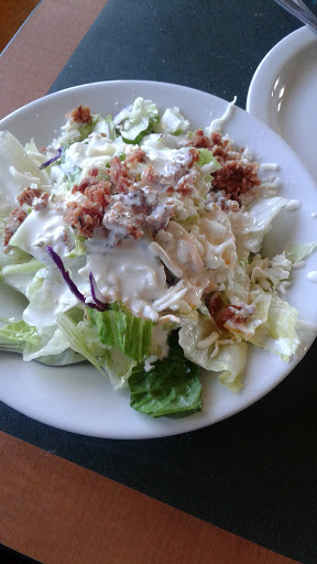 Pizza Restaurant «Round Table Pizza», reviews and photos, 504 Center Ave, Martinez, CA 94553, USA