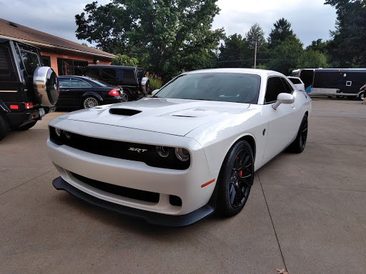 Used Car Dealer «Thomas Classics», reviews and photos, 2948 S Main St, Akron, OH 44319, USA