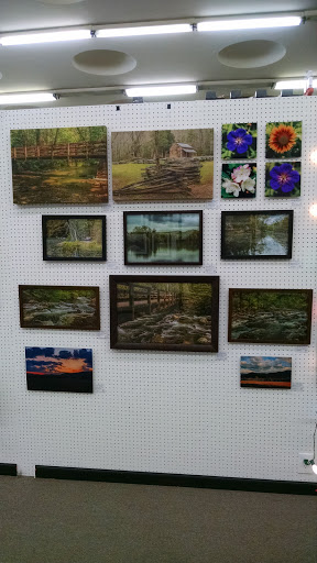 Art Gallery «A Work of Art Gallery & Gifts», reviews and photos, 600 State St, Bristol, TN 37620, USA
