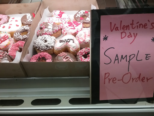 Donut Shop «Dallas Donuts», reviews and photos, 1930 6th St, Bremerton, WA 98337, USA