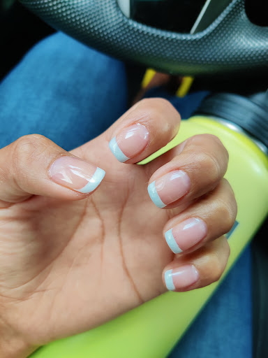 Nail Salon «Mimi Day Spa», reviews and photos, 901 N Nelson St, Arlington, VA 22203, USA