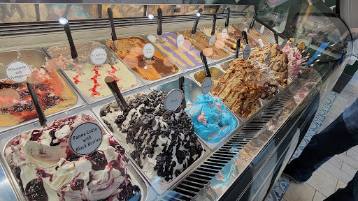 La Dolce Vita Gelato Find Ice cream shop in fresno Near Location