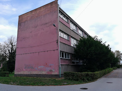 Szkoła Podstawowa nr 6 w Pyskowicach Wyzwolenia 4, 44-120 Pyskowice, Polska