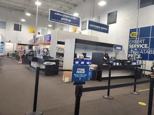 Electronics Store «Best Buy», reviews and photos, 1236 Galleria Blvd, Roseville, CA 95678, USA