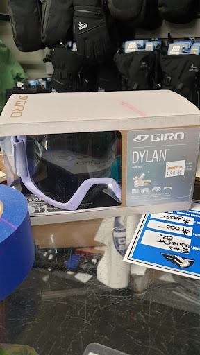 Ski Shop «Country Ski and Sport Inc.», reviews and photos, 161 Quincy Ave, Quincy, MA 02169, USA