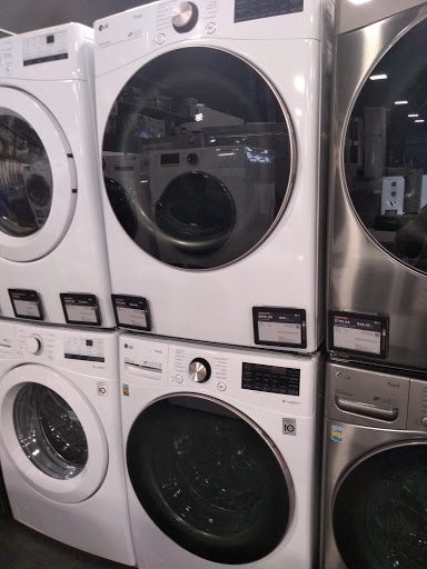 Electronics Store «Best Buy», reviews and photos, 10243 Indianapolis Blvd, Highland, IN 46322, USA