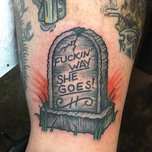 Tattoo Shop «Bulldog Tattoo Parlor», reviews and photos, 3530 Martin Way E, Olympia, WA 98506, USA