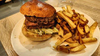 Plats et boissons du Restaurant Burgers & Saveurs à Mérignac - n°2