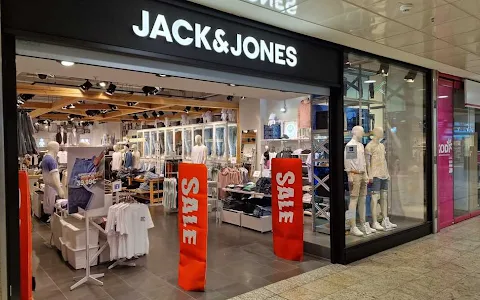 JACK & JONES image