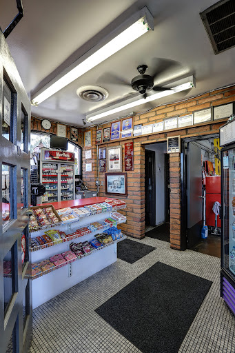 Auto Repair Shop «Bridwell Automotive Center», reviews and photos, 7171 E Lincoln Dr, Scottsdale, AZ 85253, USA