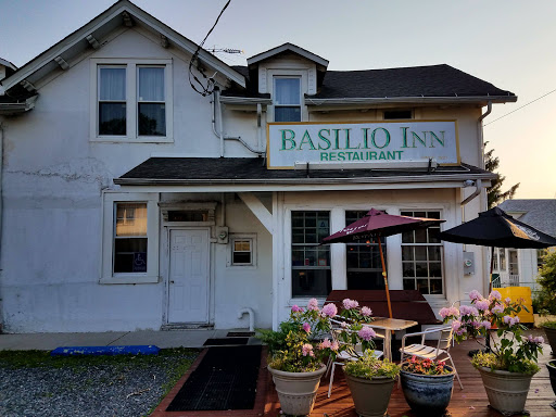 Basilio Inn image 1