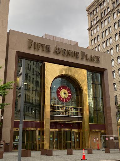Shopping Mall «Fifth Avenue Place», reviews and photos, 201 Fifth Ave, Pittsburgh, PA 15222, USA