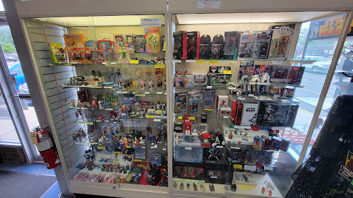 Collectibles Store «Alien Entertainment Store», reviews and photos, 702 S Main St, Lombard, IL 60148, USA