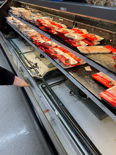 Grocery Store «Meijer», reviews and photos, 13000 Middlebelt Rd, Livonia, MI 48150, USA