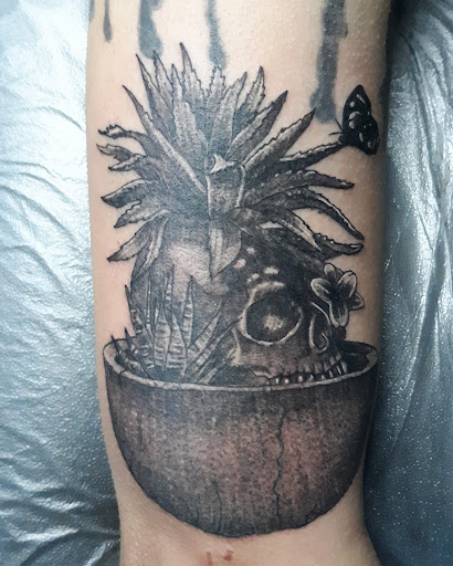 Explore deltoid tattoo ideas, creative tattoo ideas in Alamogordo, available at Art By Nate