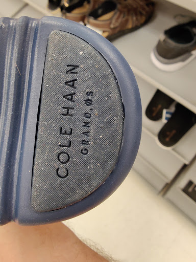 Shoe Store «DSW Designer Shoe Warehouse», reviews and photos, 2485 Richmond Ave, Staten Island, NY 10314, USA