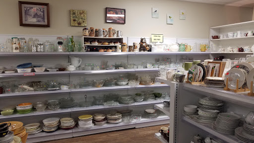 Thrift Store «Main Street Closet», reviews and photos, 2842 Willow Street Pike, Willow Street, PA 17584, USA