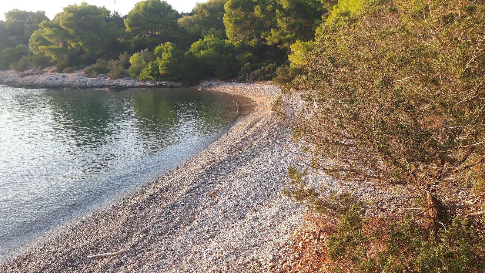 Foto von Triantafyllou beach befindet sich in natürlicher umgebung