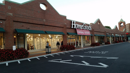 Shopping Mall «The Bay Terrace», reviews and photos, 23-98 Bell Blvd, Bayside, NY 11360, USA