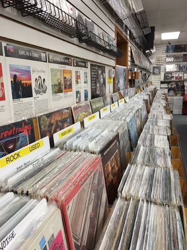 Music Store «Monster Music & Movies», reviews and photos, 946 Orleans Rd # 4, Charleston, SC 29407, USA