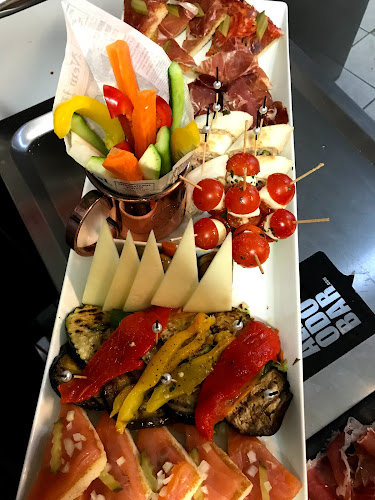 http://www.almodobar.com/