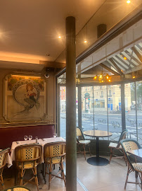 Atmosphère du Restaurant Au Rond-Point à Paris - n°3