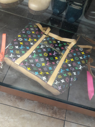 Store «Goodwill - Pasadena», reviews and photos, 183 N Altadena Dr, Pasadena, CA 91107, USA